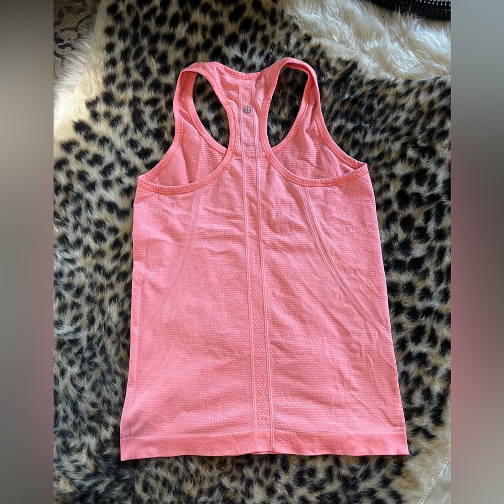 Lululemon pink tank top